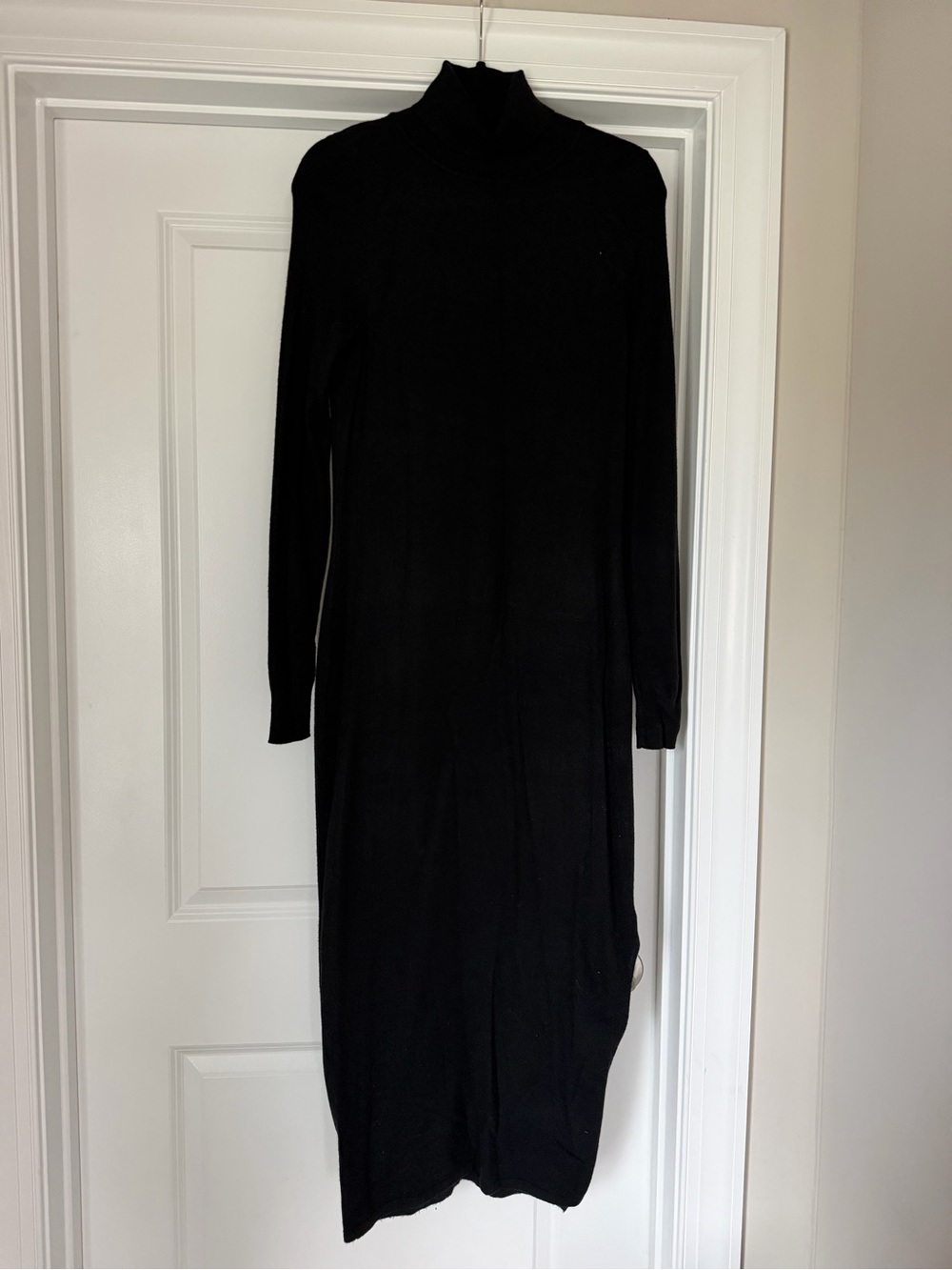 Express Black Long Sleeve Turtleneck Midi Dress